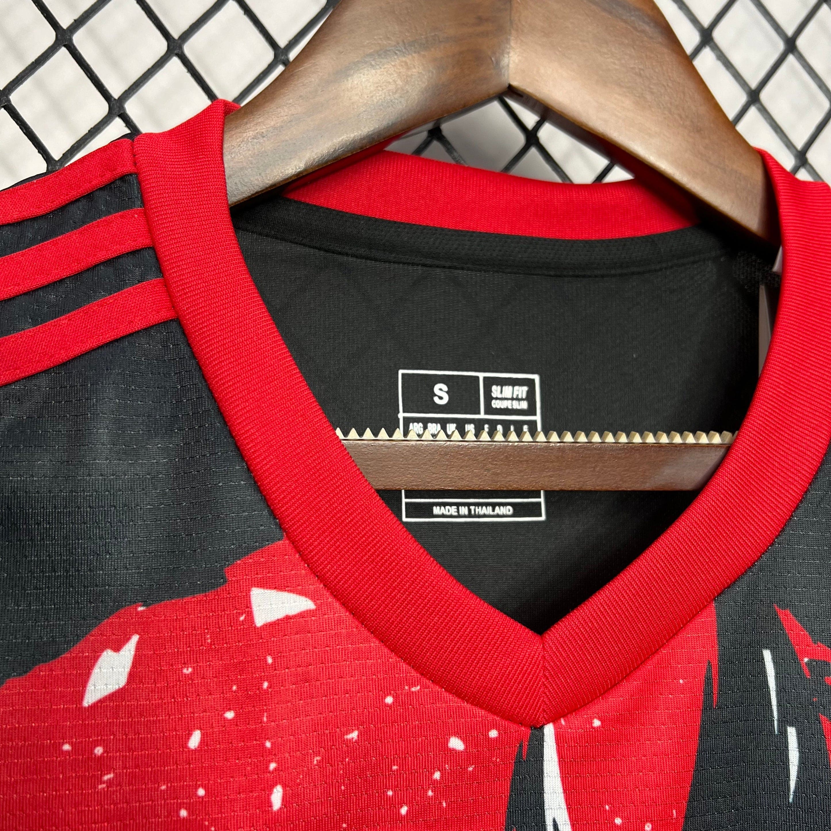 Maglietta Giappone Goku – Edizione Nera e Rossa