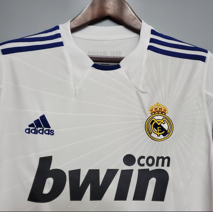 real-madrid-shirt-retro-2010-2011-home-1