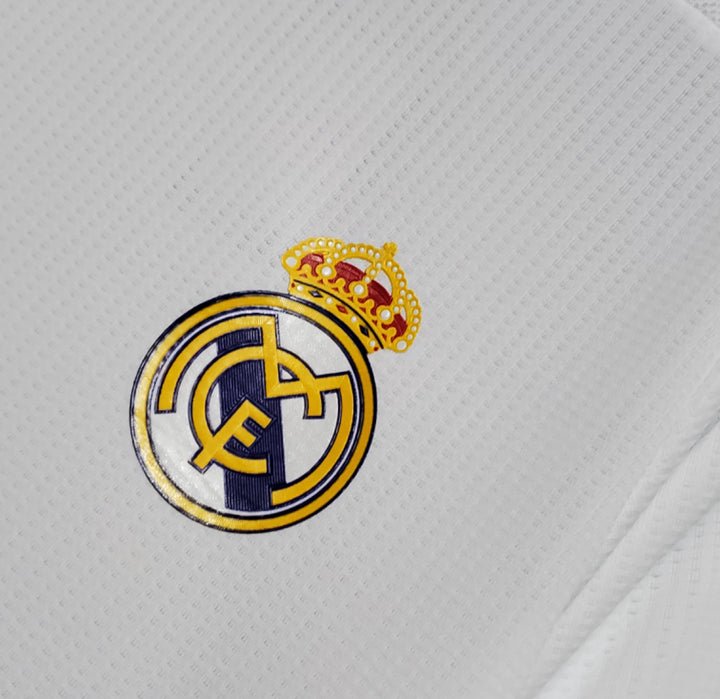real-madrid-shirt-retro-2015-2016-home-1
