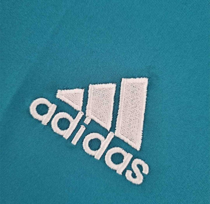 real-madrid-shirt-retro-2017-2018-third-1