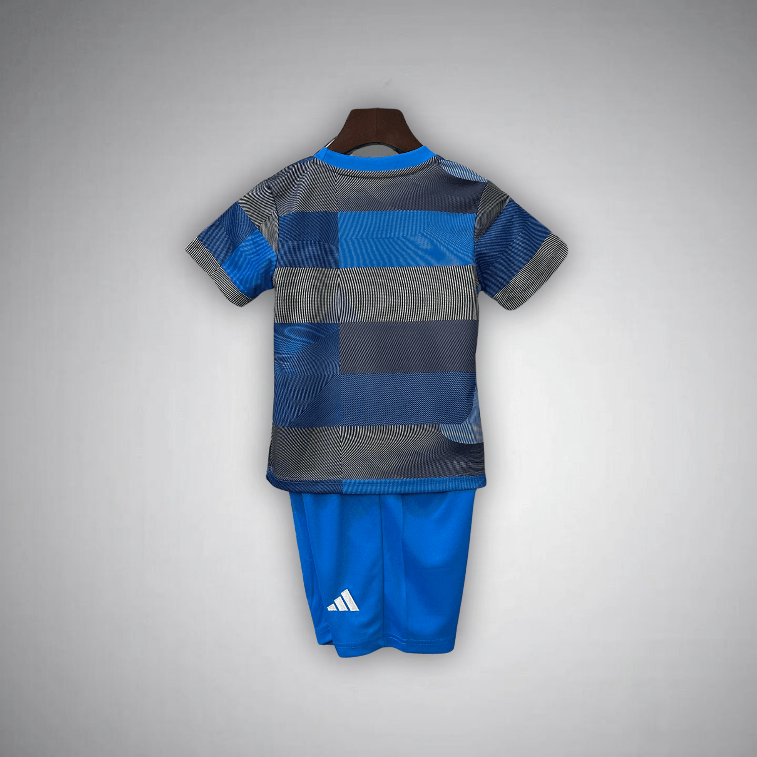 real-madrid-kids-football-kit-cibeles-wave-1
