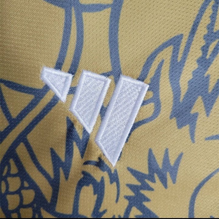 real-madrid-dragon-shirt-dragon-dorado-1