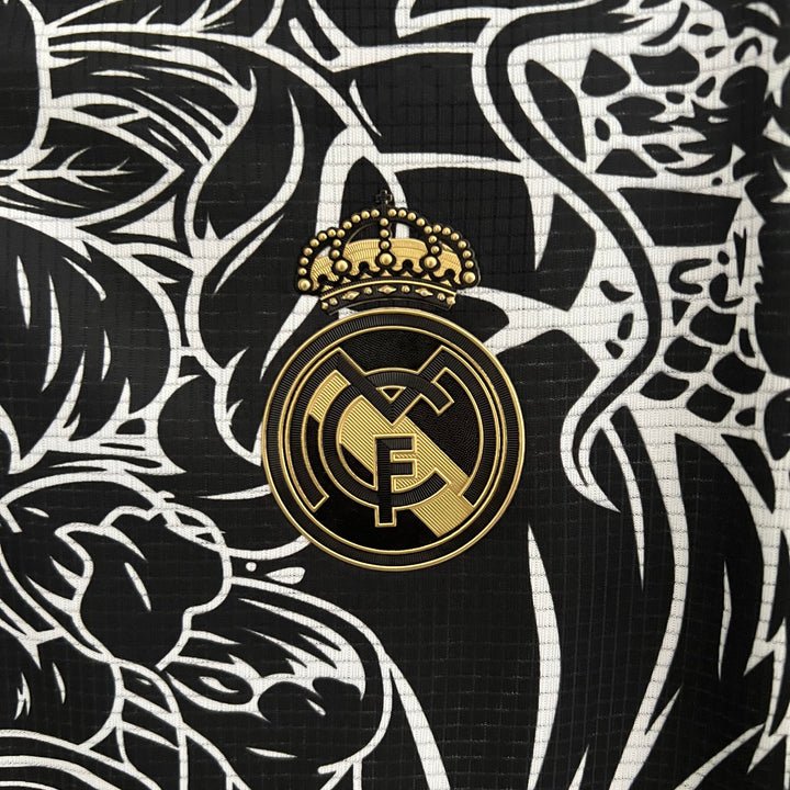 real-madrid-dragon-shirt-dragon-mitico-1