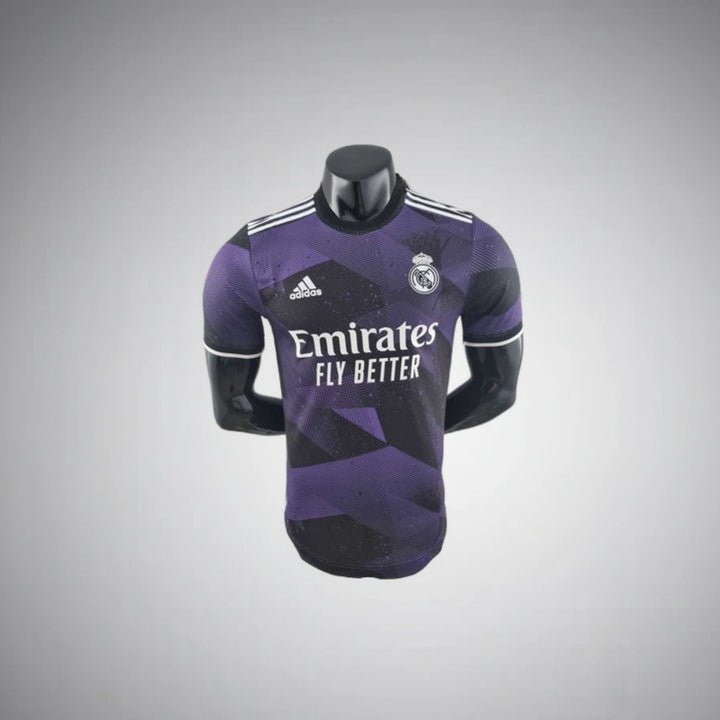 puprle-real-madrid-shirt-galactico-edition-1