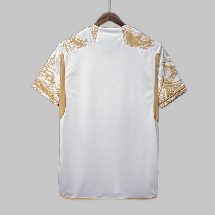 real-madrid-shirt-golden-dynasty-1