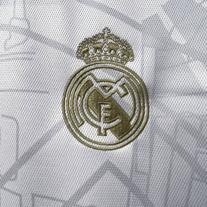real-madrid-shirt-golden-dynasty-1