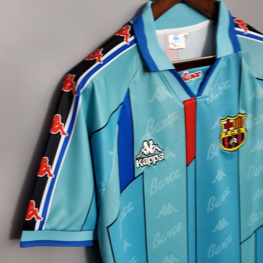barcelona-retro-shirt-1996-away-1