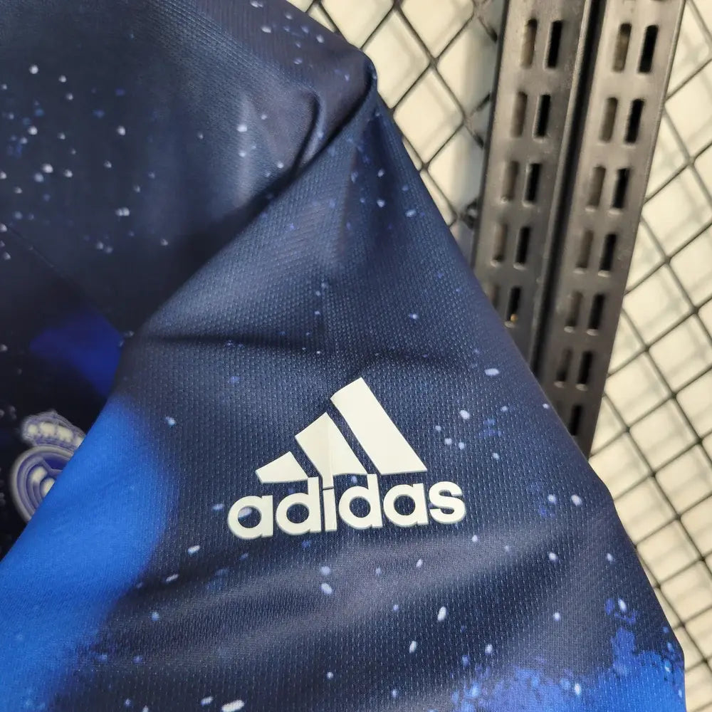 real-madrid-shirt-galaxy-1