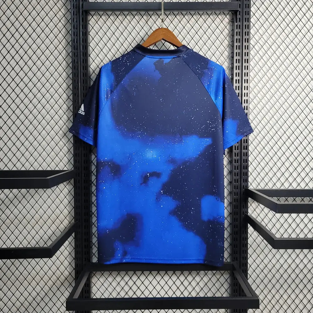 real-madrid-shirt-galaxy-1