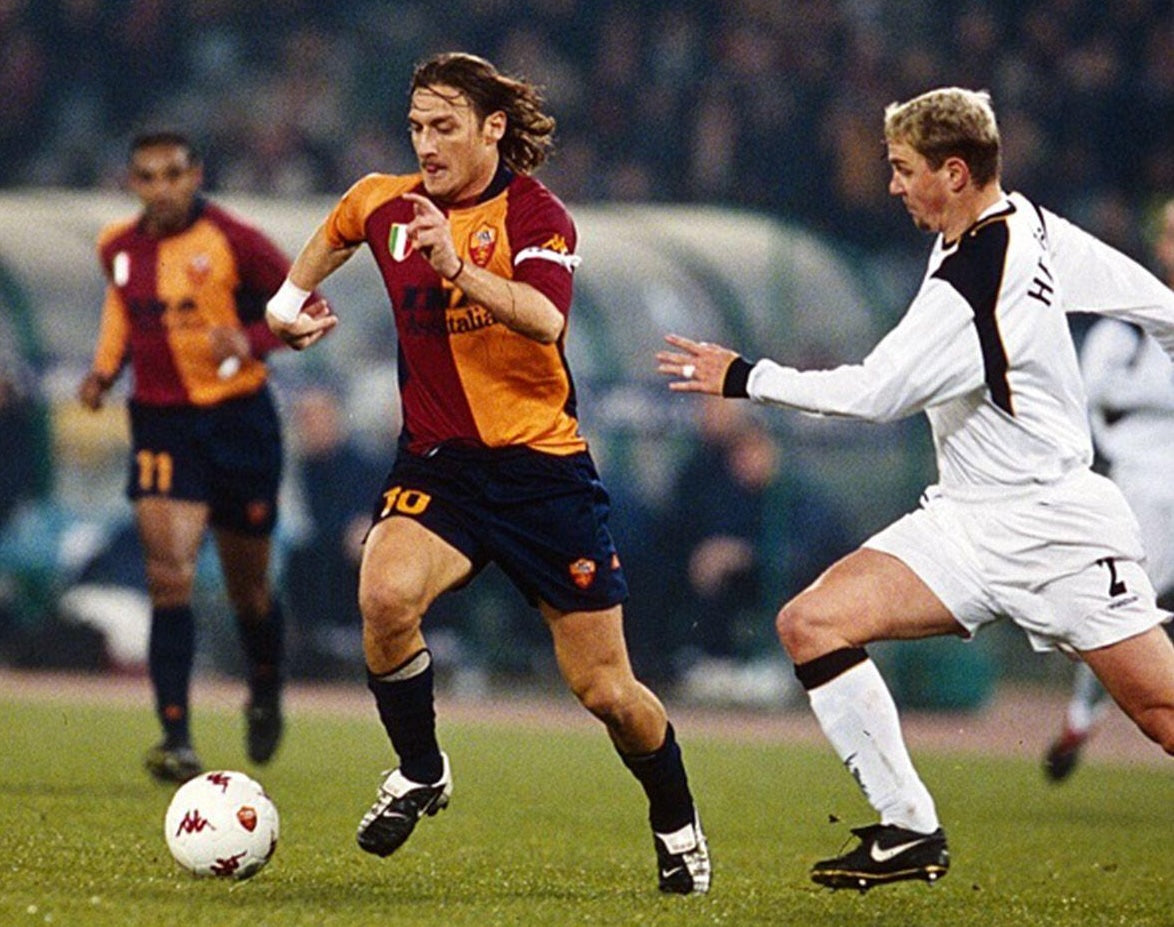 as-roma-home-shirt-2001-2002-1
