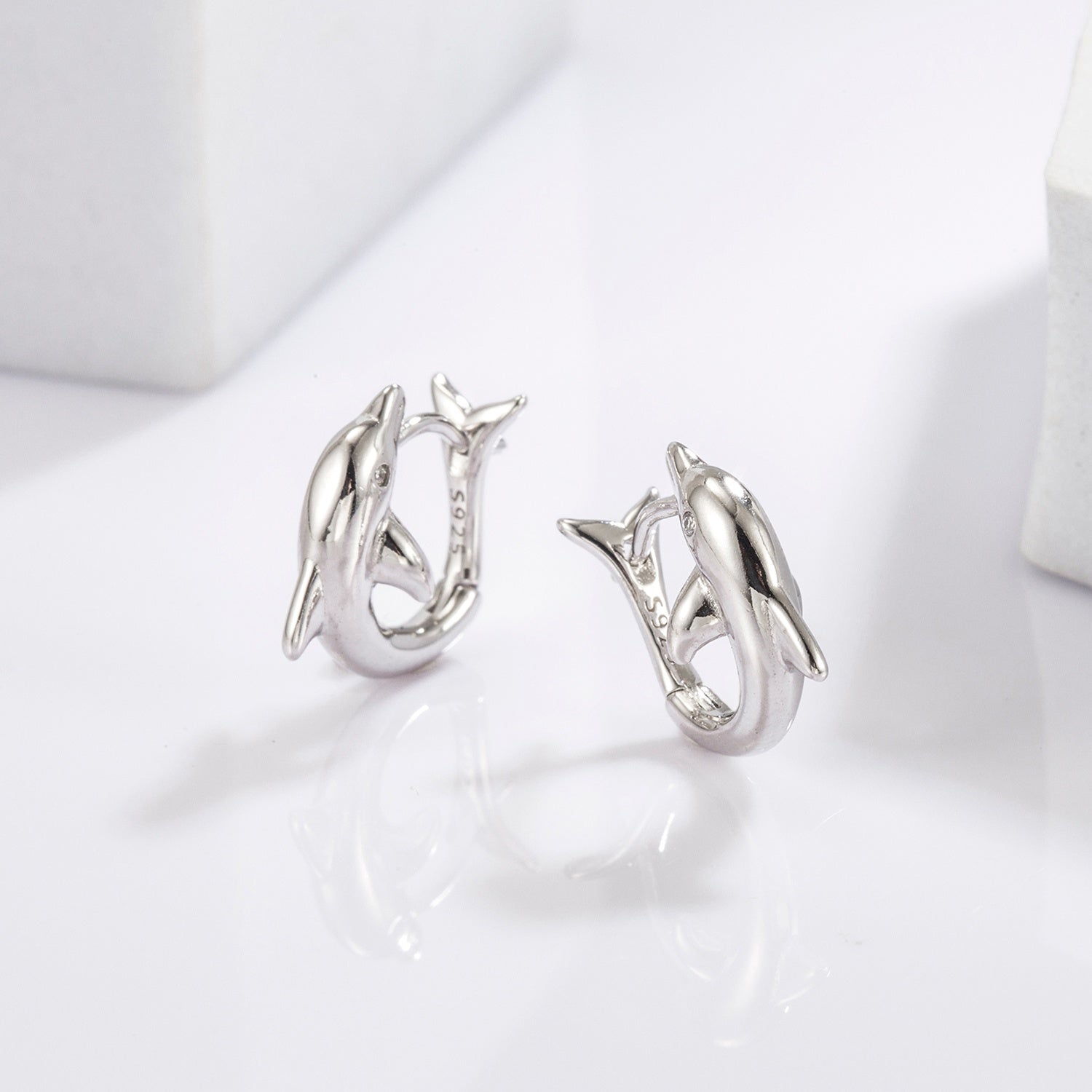Zircon Dolphin Sølv Studs