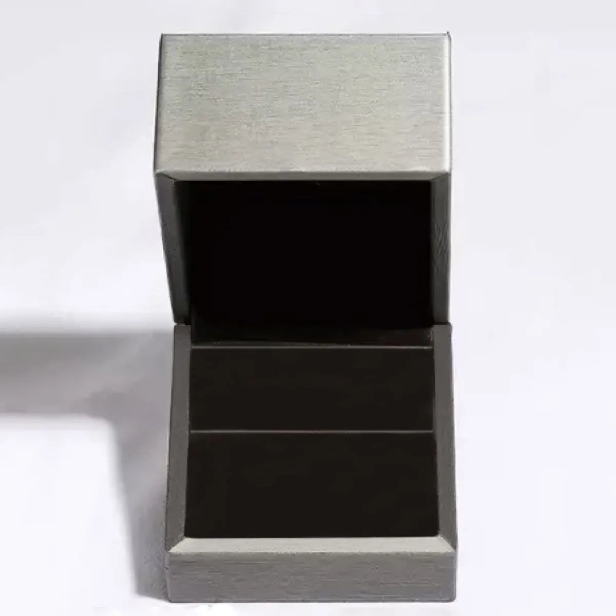 Zircon-Adorned Silver Open Ring
