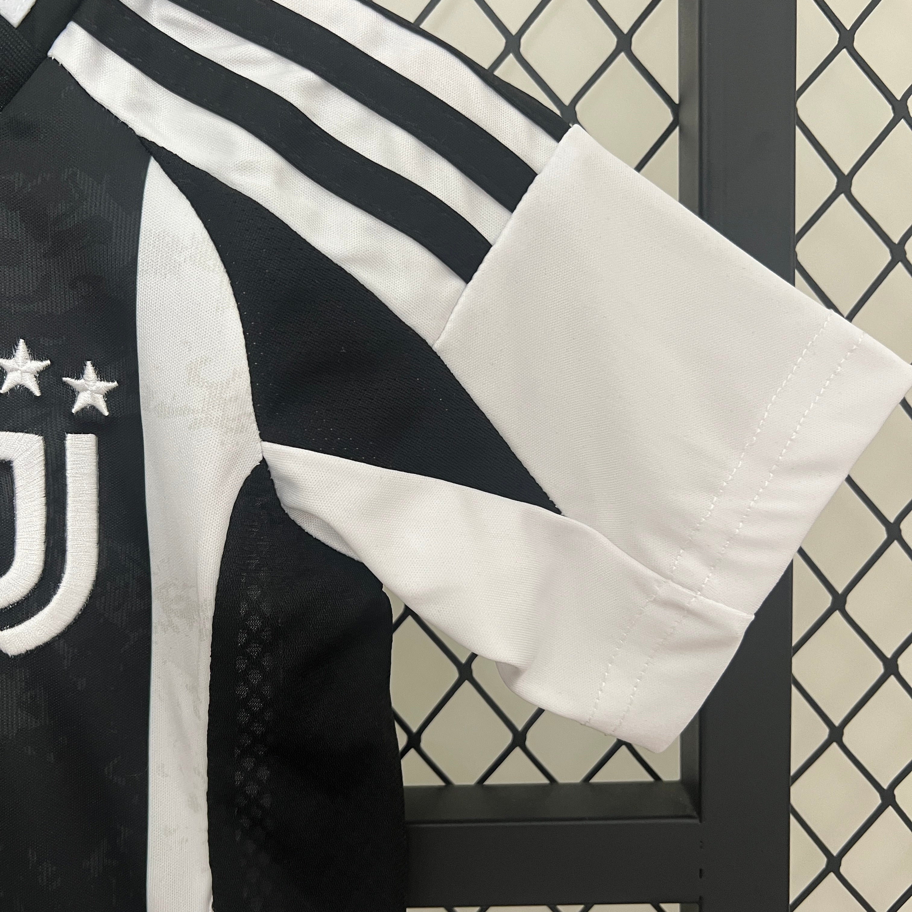 the-juventus-kids-football-kit-2024-25-home-1
