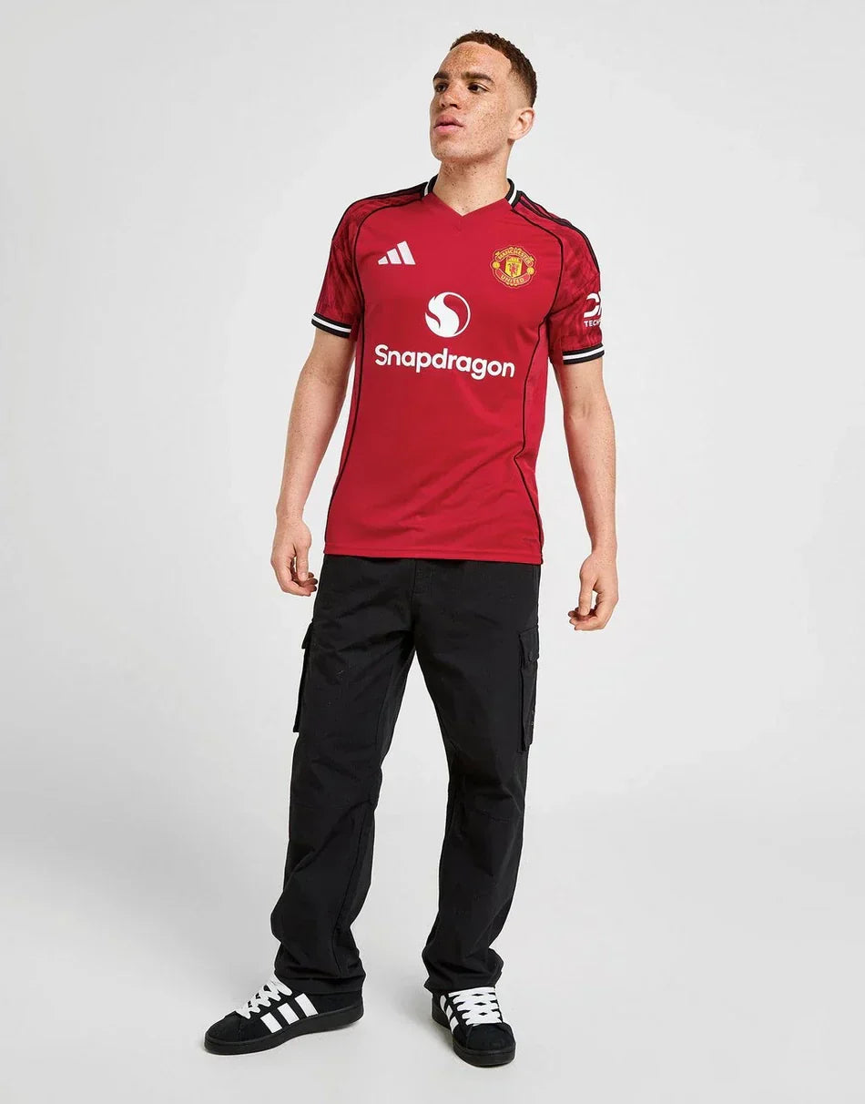Camiseta local del Manchester United 2025/2026