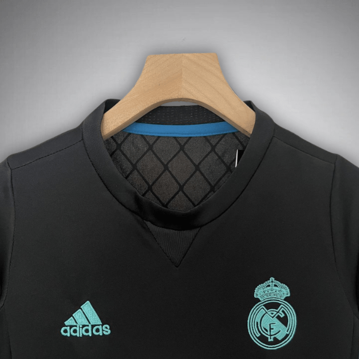 17-18-real-madrid-kids-football-kit-away-1