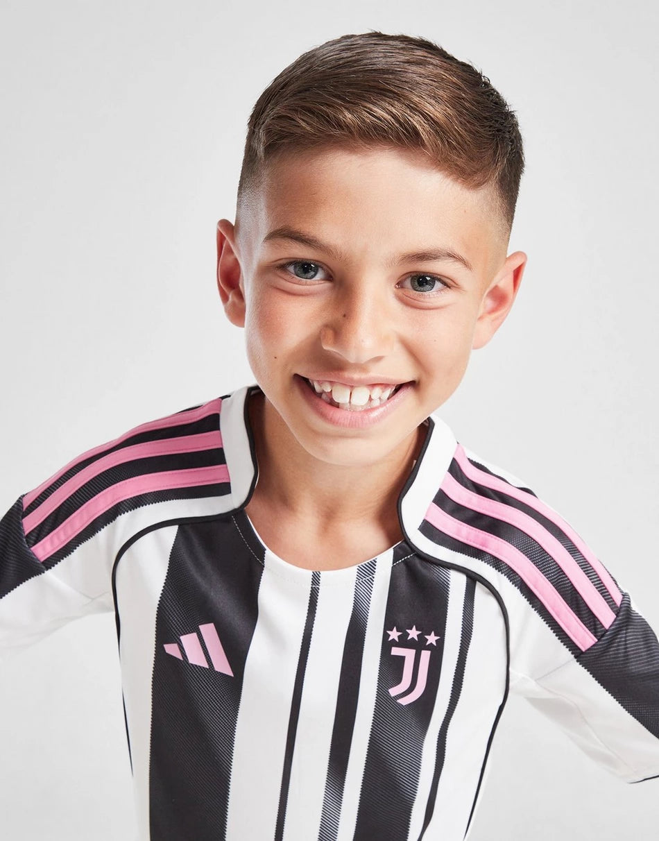 Kit da calcio casalingo Juventus 2025-26 per bambini
