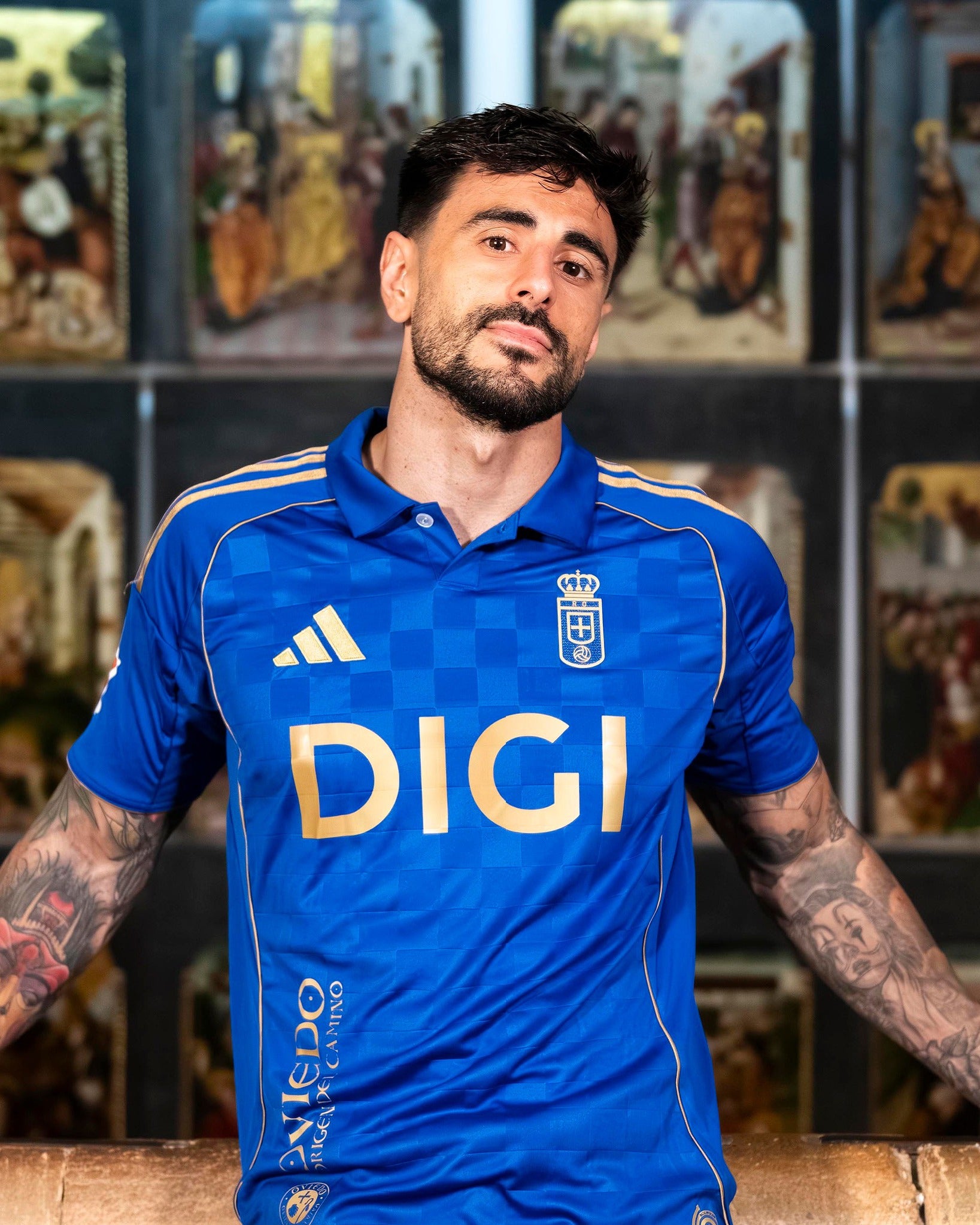 2025-26 Real Oviedo Hjemme Trøje