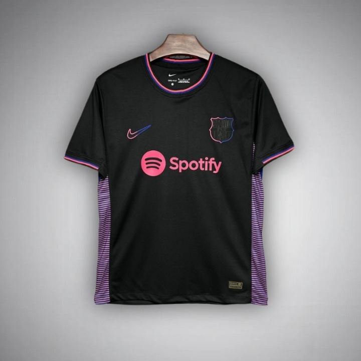 2024-25-fc-barcelona-shirt-regalia-1