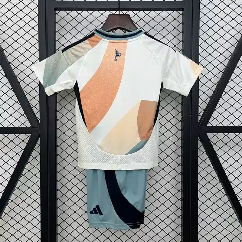 Kit Away Bambini Spagna 2025