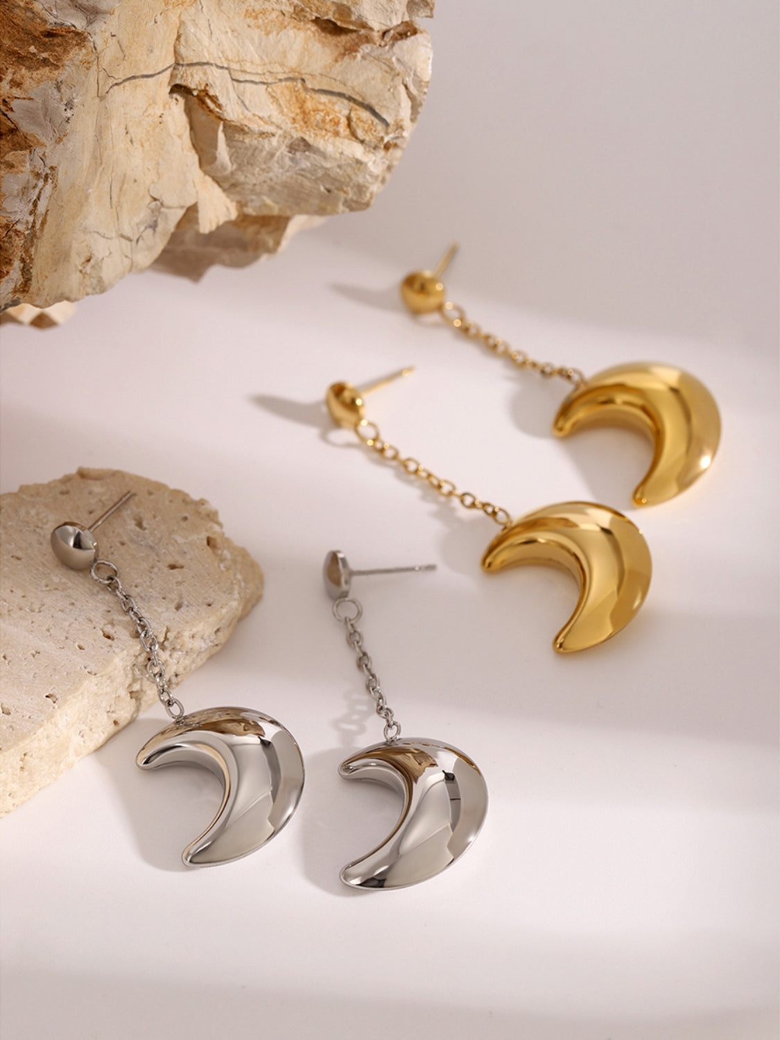 Pendenti a mezzaluna in acciaio