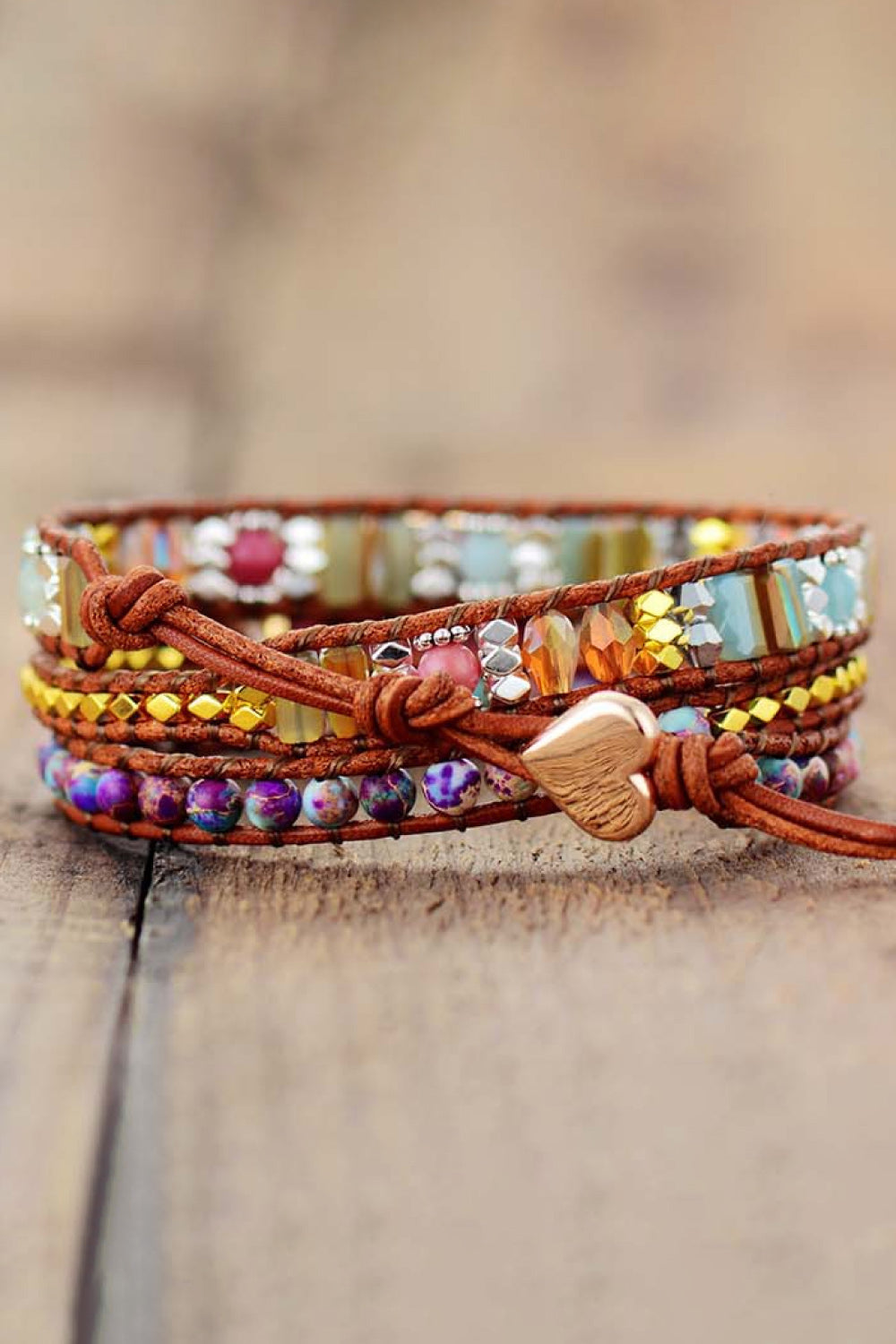 Manschette mit Kristall- und Steinperlen