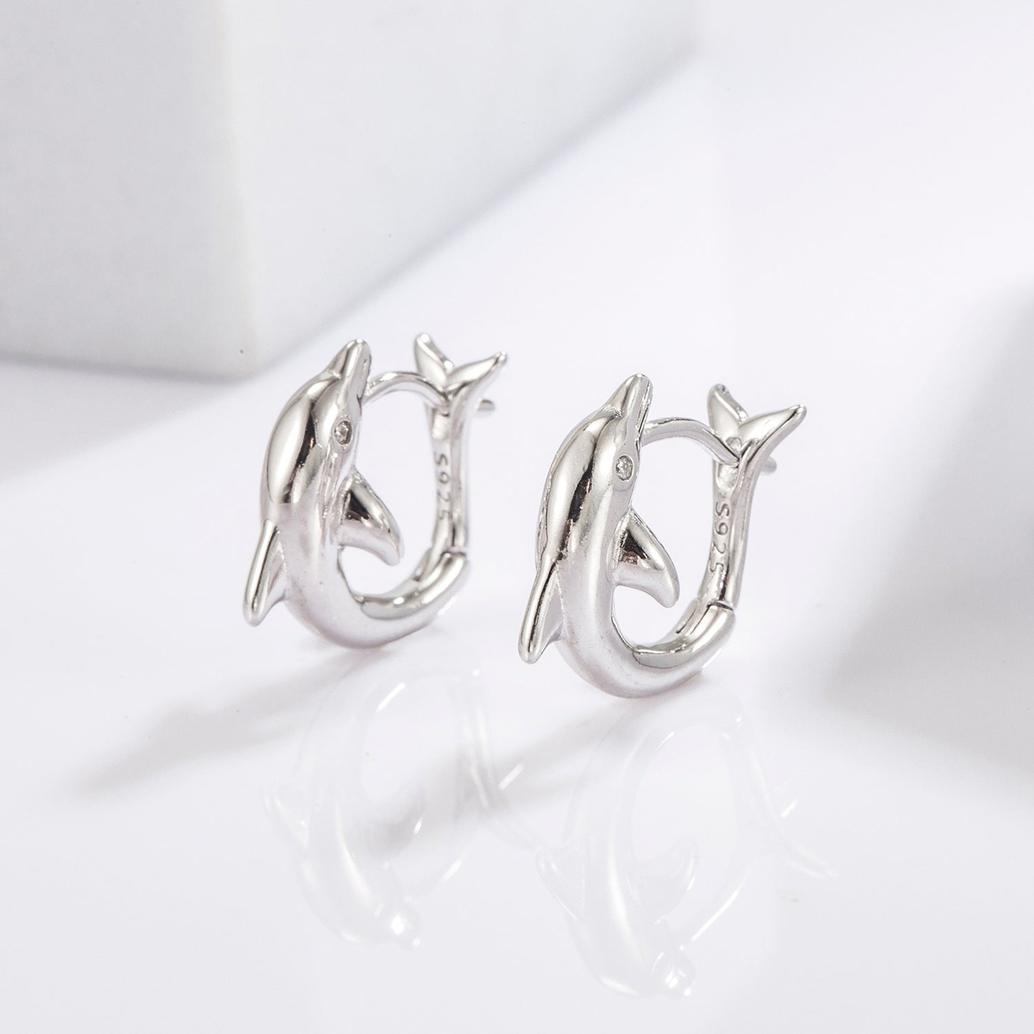 Zircon Dolphin Sølv Studs