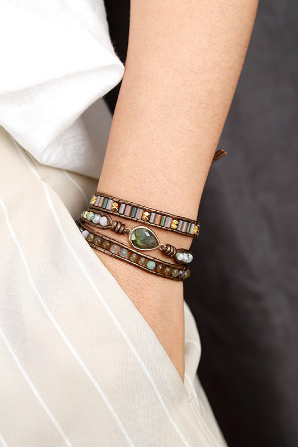 Pulsera de triple cuenta hecha a mano