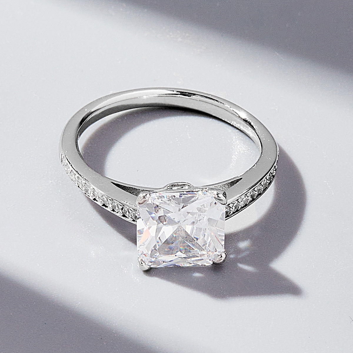 Zircon Sterling Sølv Ring