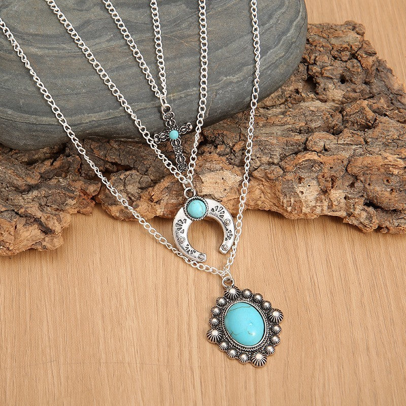 Collana a tre strati turchese