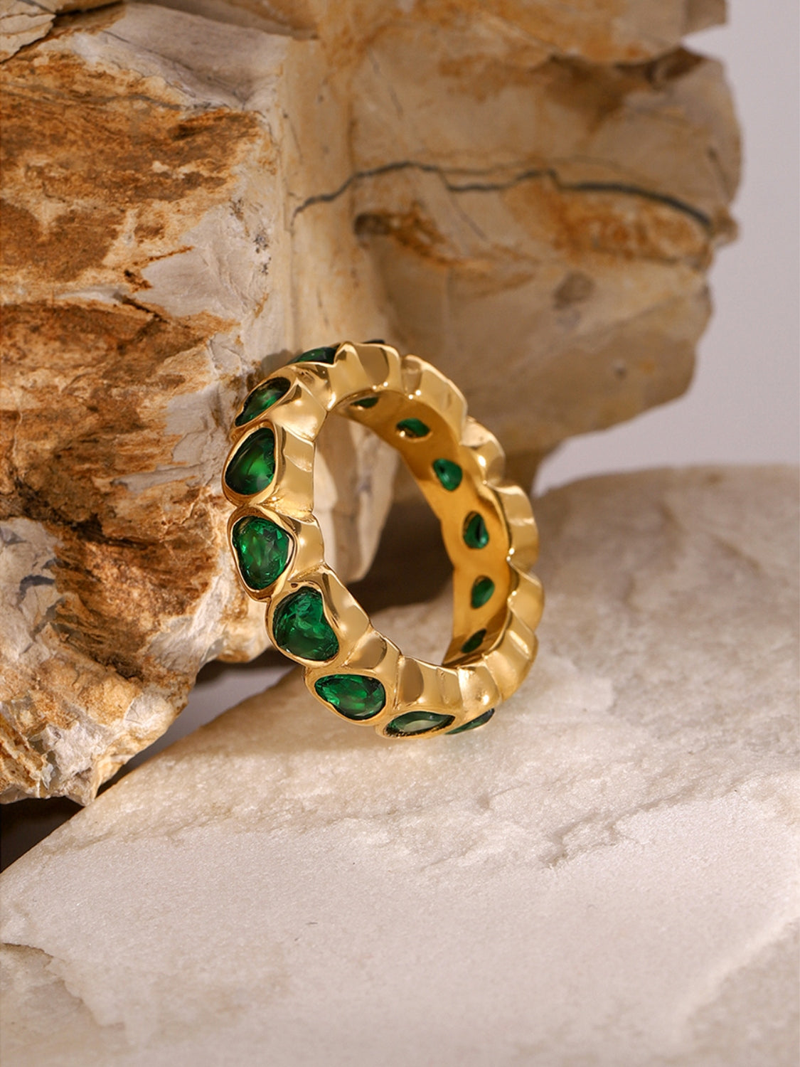 Anello in zirconio placcato oro