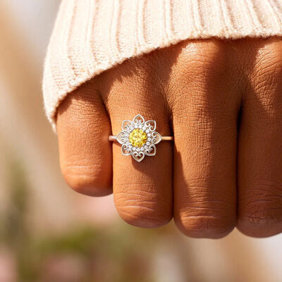 Anello con Fiore di Zircone Platinato