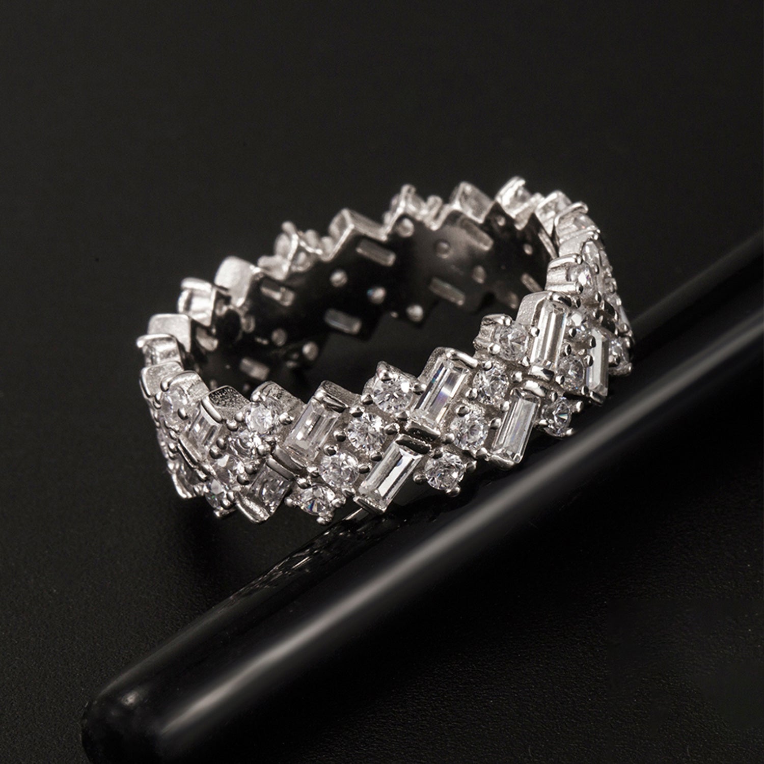 Zircon-Adorned Silver Ring