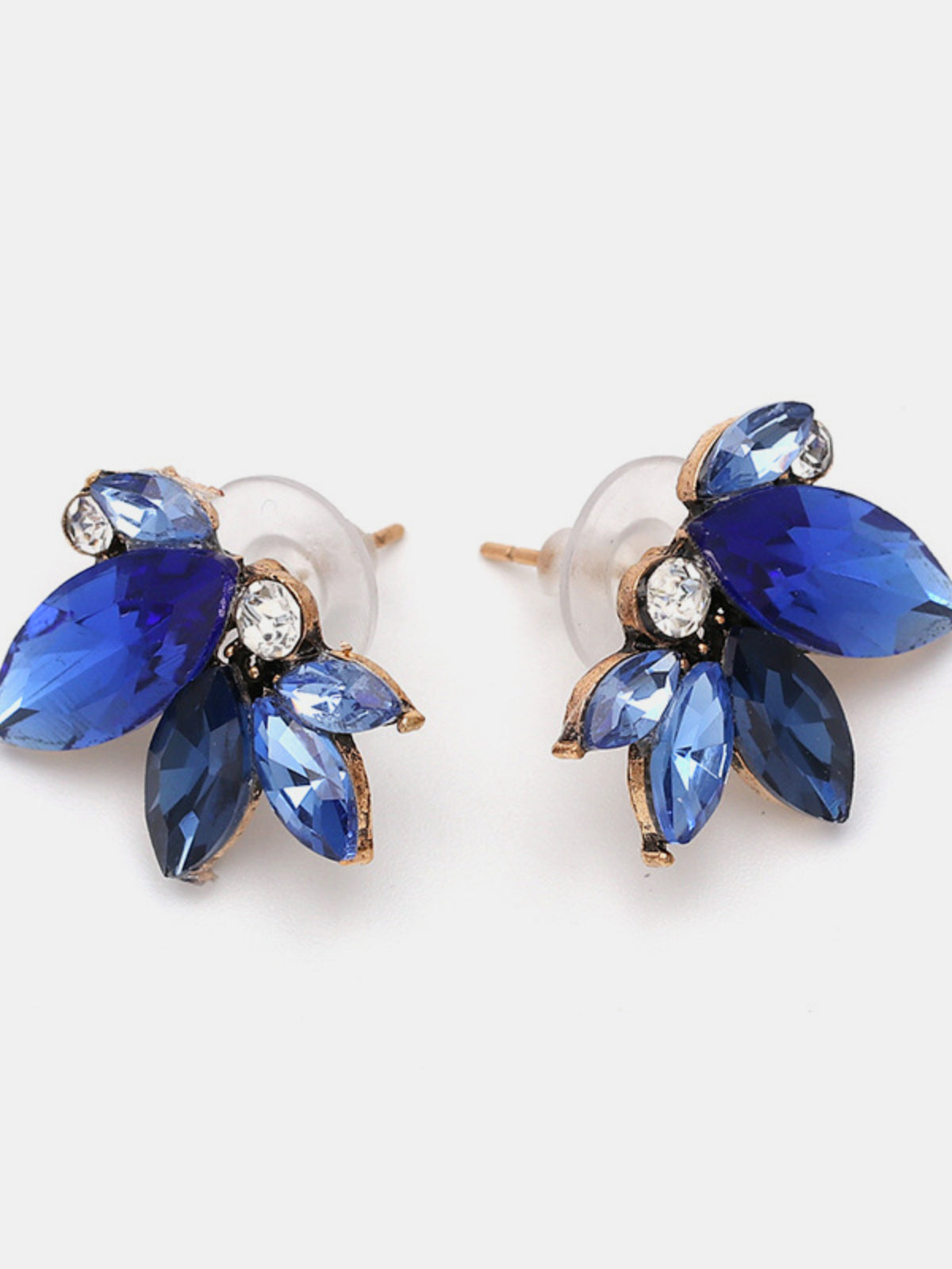 Orecchini a bottone floreali con strass