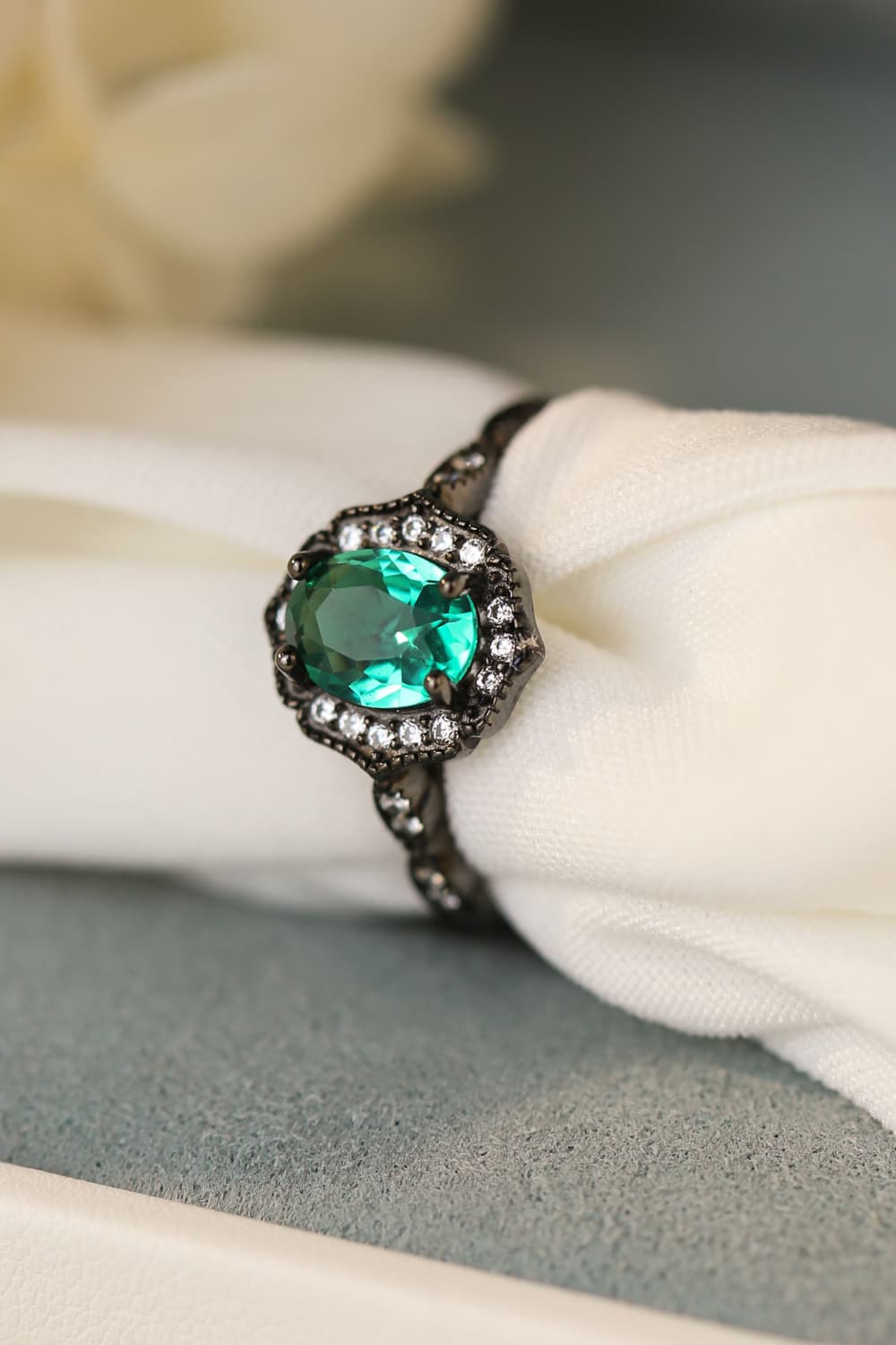 Paraiba Zirkon Prong Ring
