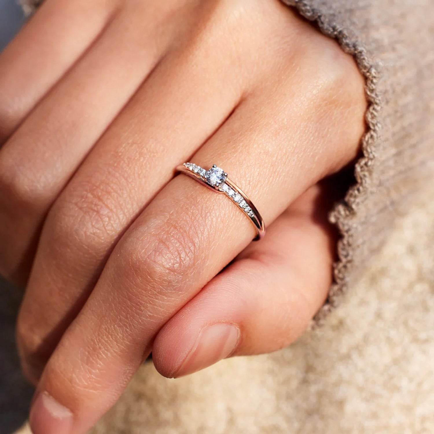 To-tone rosaguld zirkon blomster ring