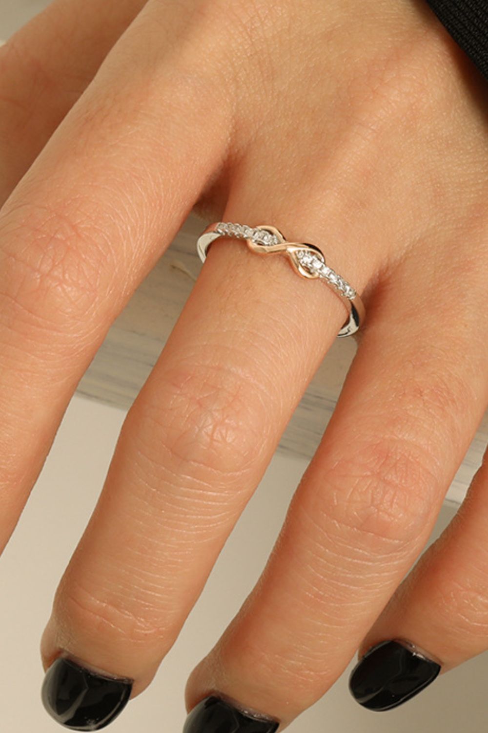 Zircon Infinity Sølv Loop