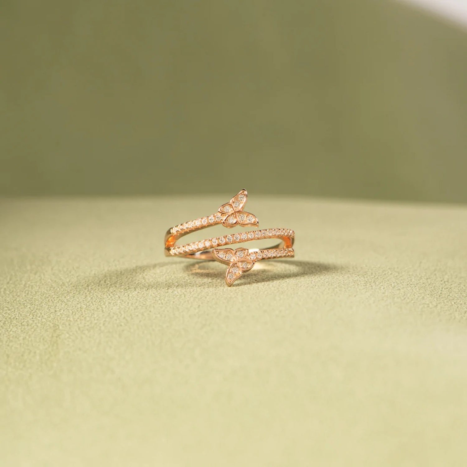 Anello Farfalla in Argento Zircone