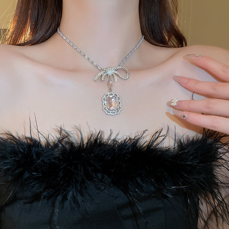 Geometrische kristal hanger