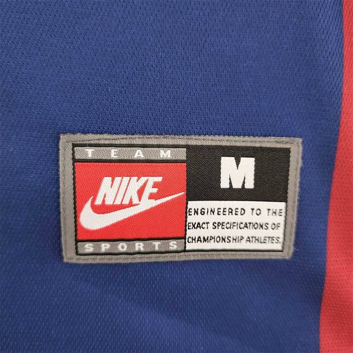 fc-barcelona-retro-shirt-1998-1999-home-1