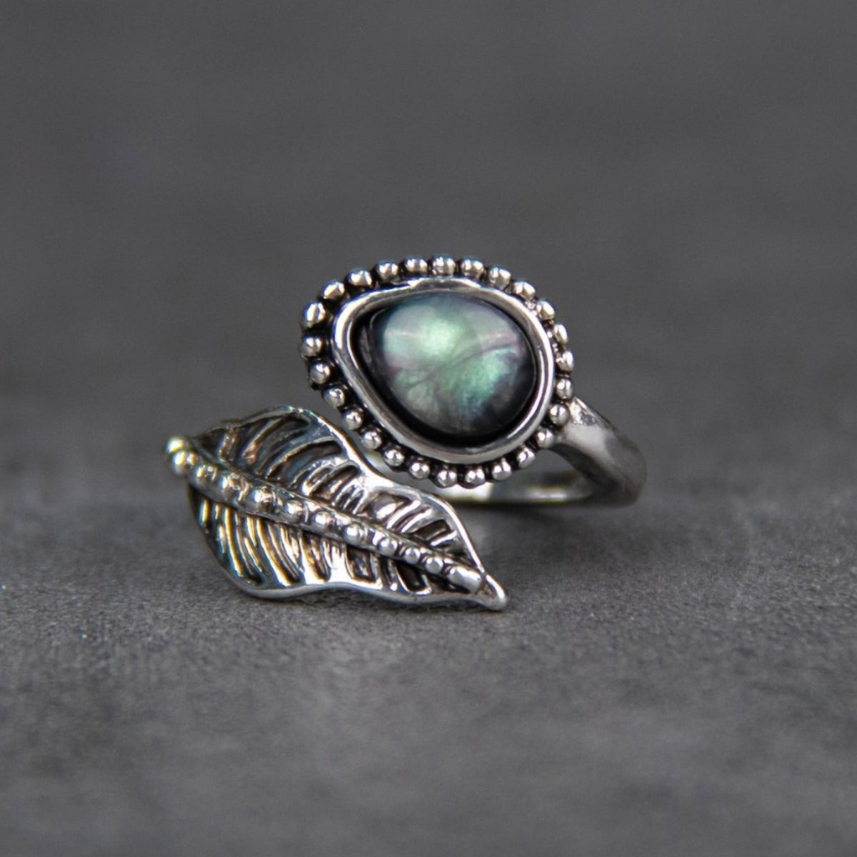 Månestensblad Twist Ring