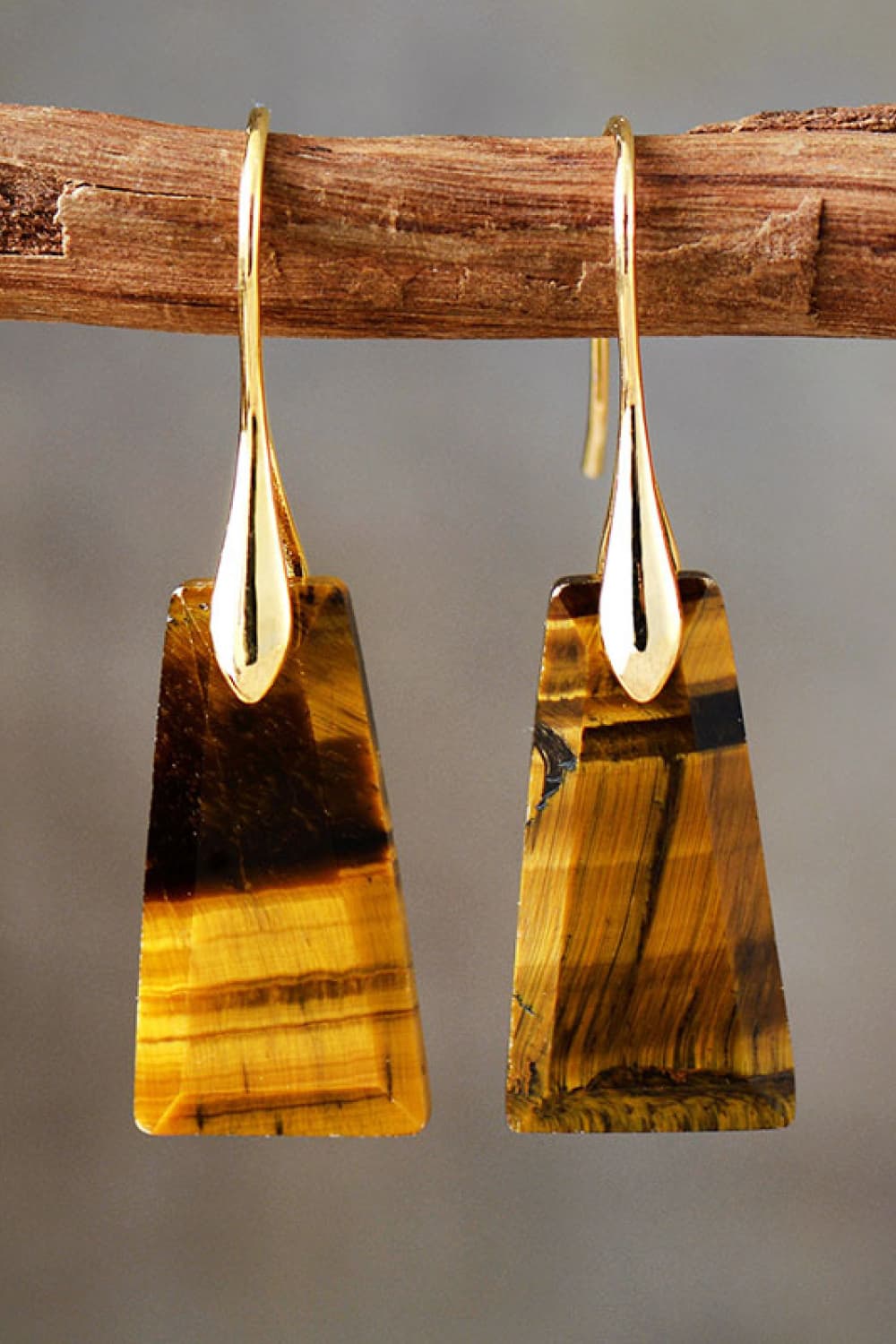 Geometrische edelsteen hangers