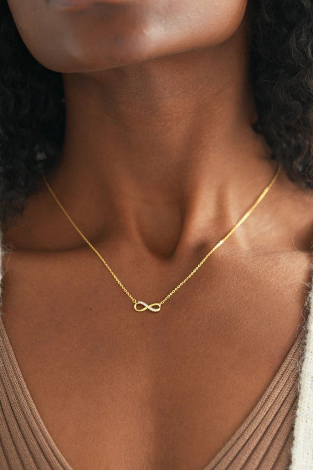 Zircon Infinite Silver Chain