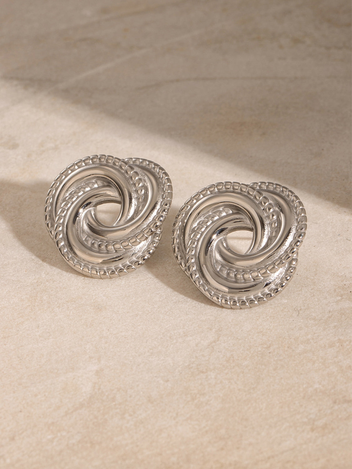 Montanti in acciaio torsionati