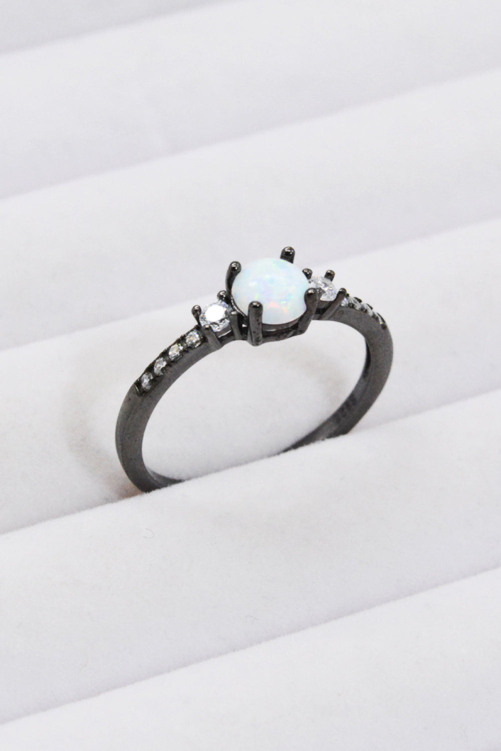 Ronde Opalen Zilveren Ring