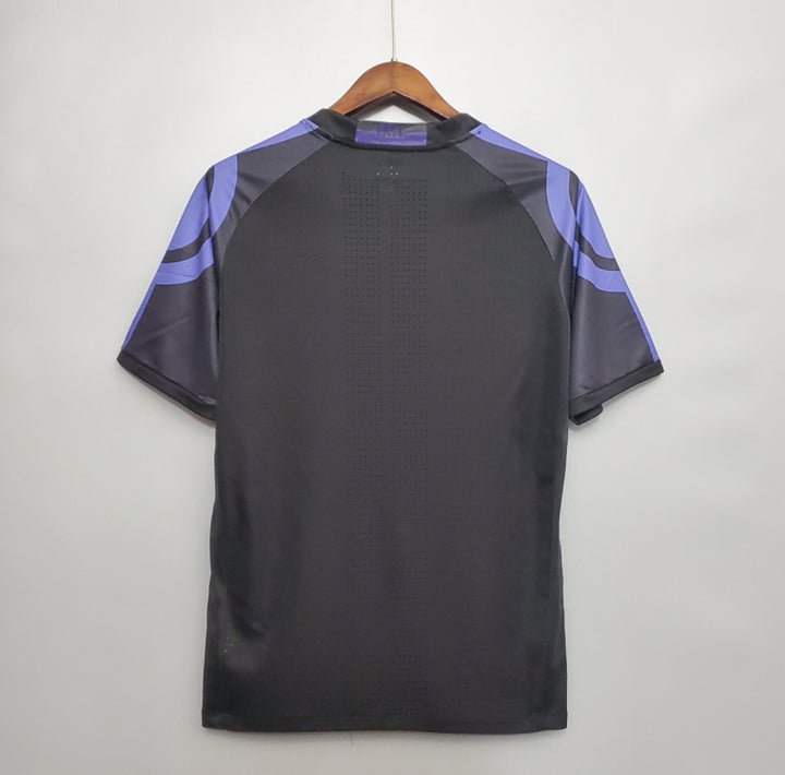 real-madrid-shirt-retro-2015-2016-third-1