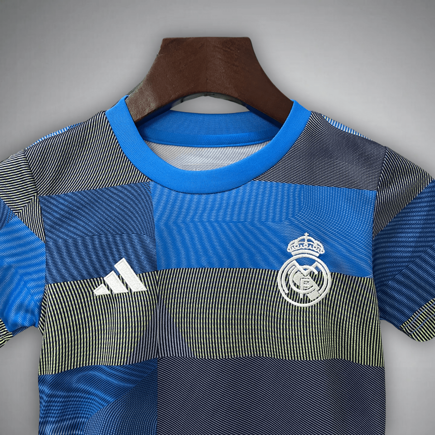 real-madrid-kids-football-kit-cibeles-wave-1