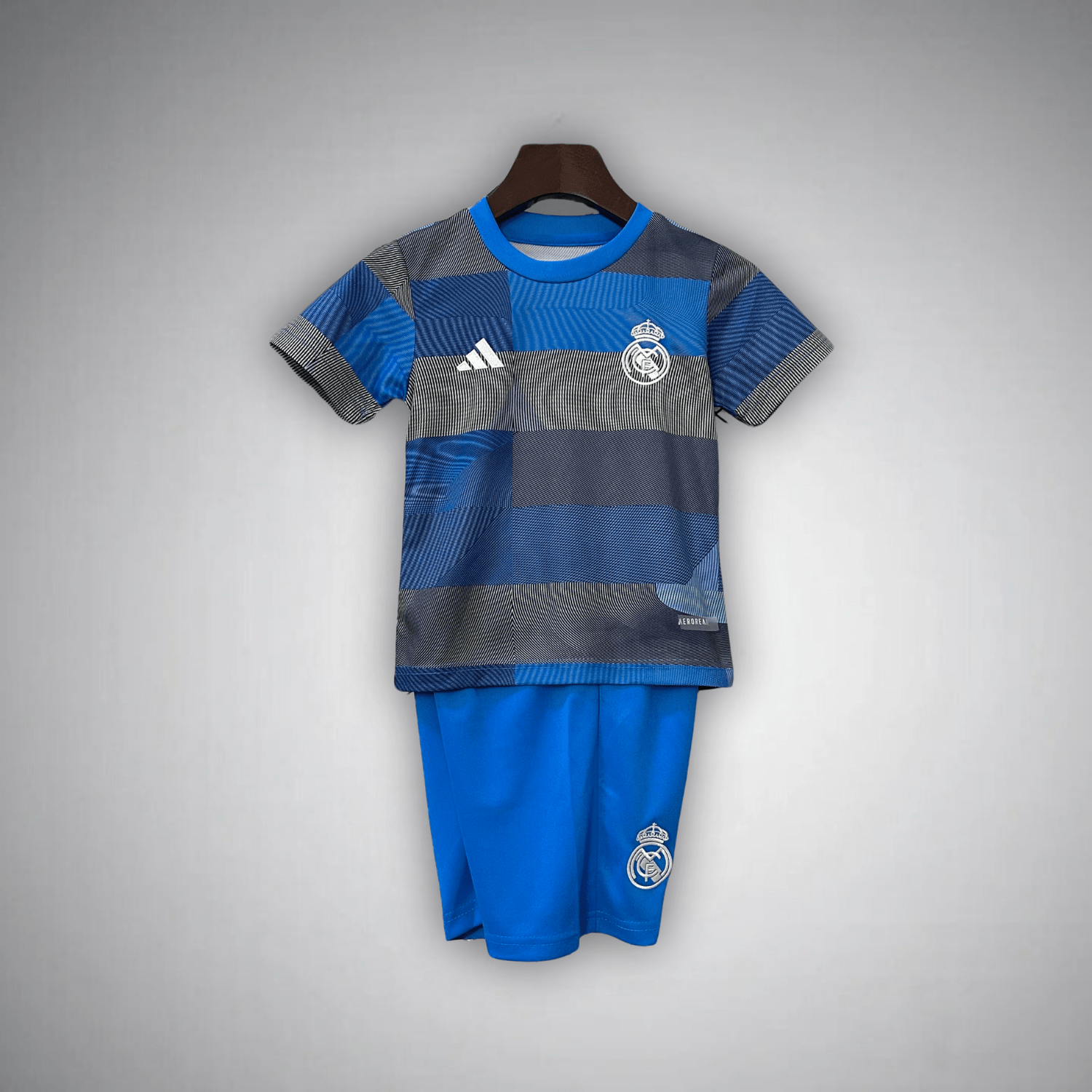 real-madrid-kids-football-kit-cibeles-wave-1